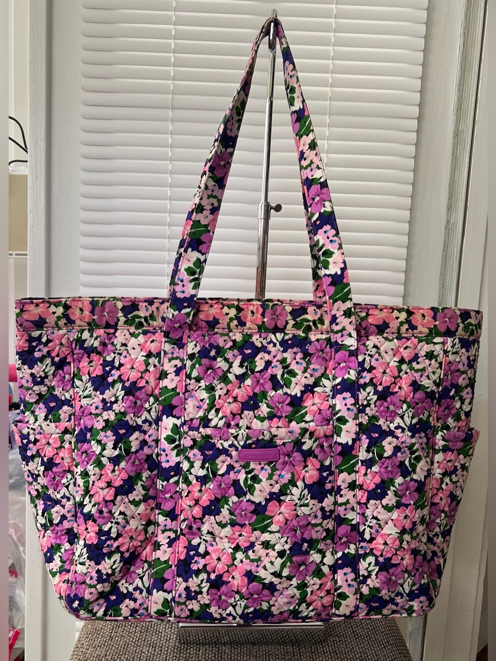 Vera Bradley Large Tote /Floral Pink Purple Colorful Work/Quilted/ Travel Tote